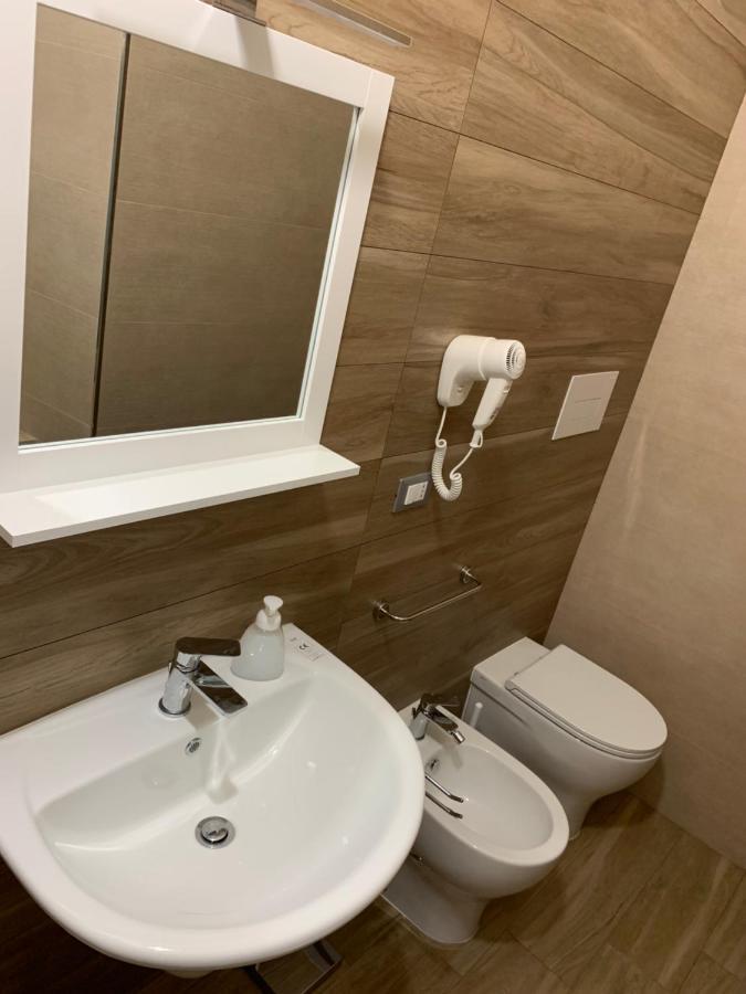 B&B Piano Romano -Con Parcheggio Privato Gratuito- Foggia Exterior photo