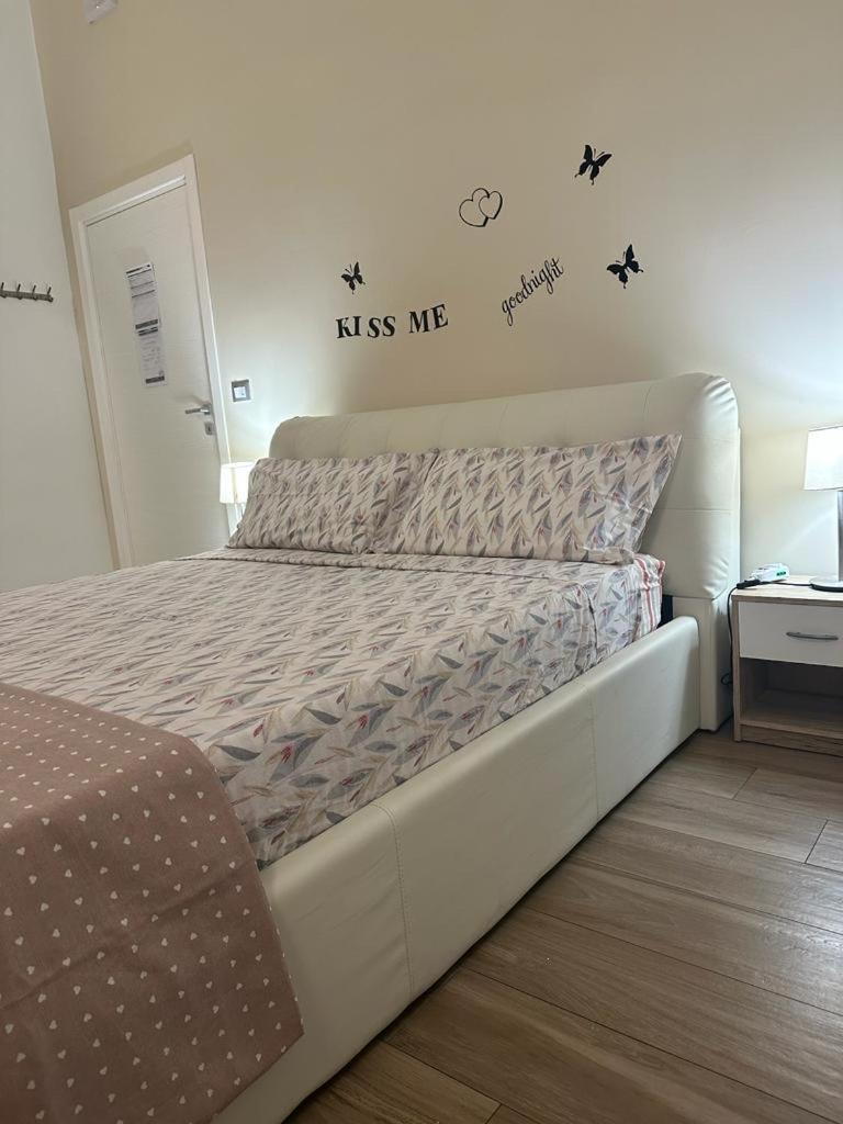 B&B Piano Romano -Con Parcheggio Privato Gratuito- Foggia Exterior photo